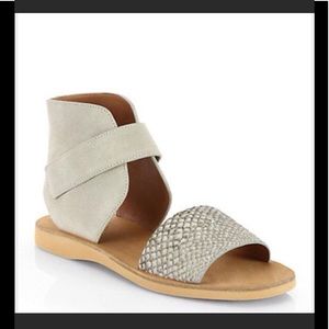 Vince "Sage" Sandals